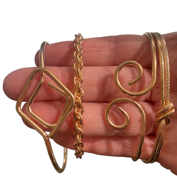 Set of 4 Gold Tone Bracelets - Picture 4 of 5